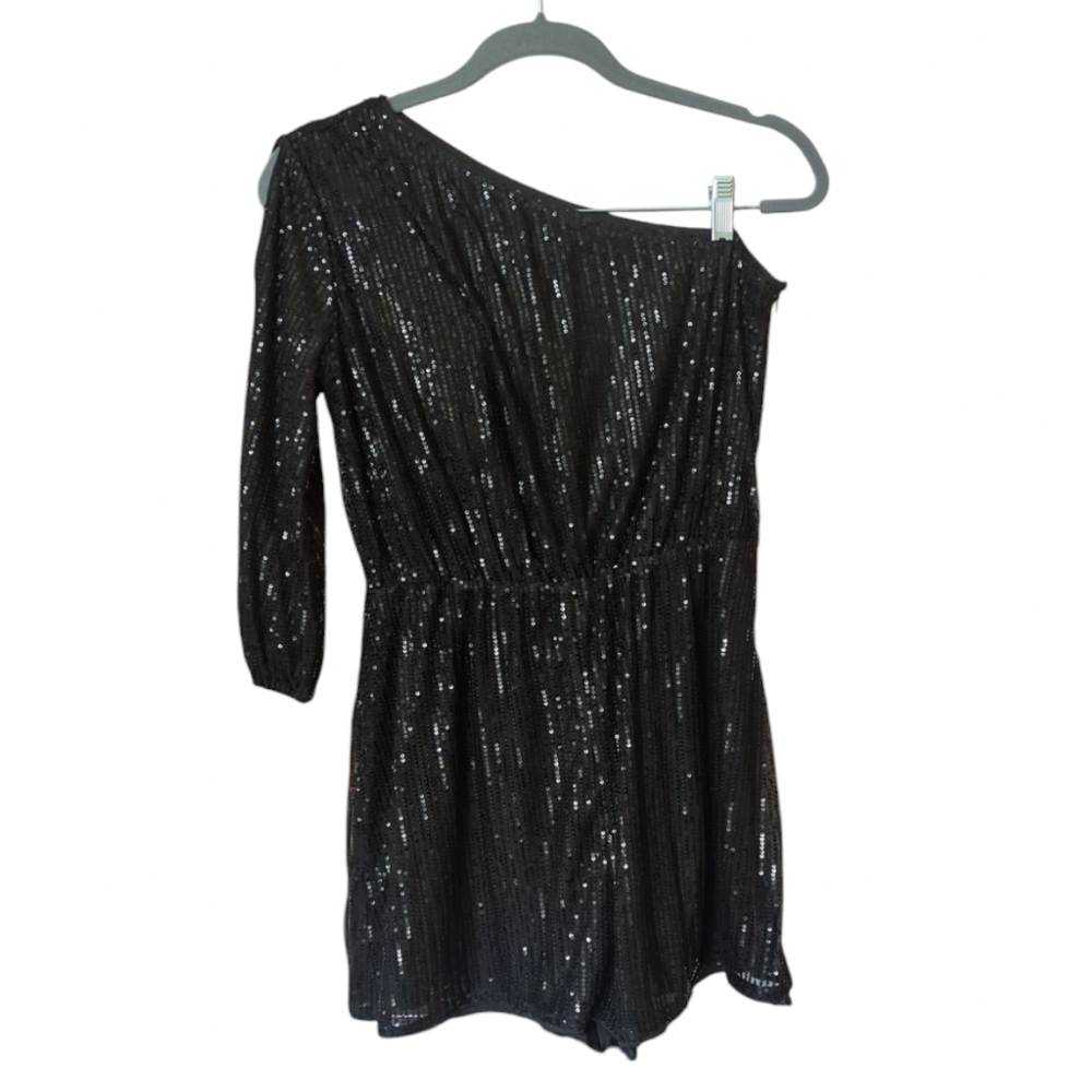 Zexxxy Black Sequin One Shoulder Lined Romper  Size M NWT